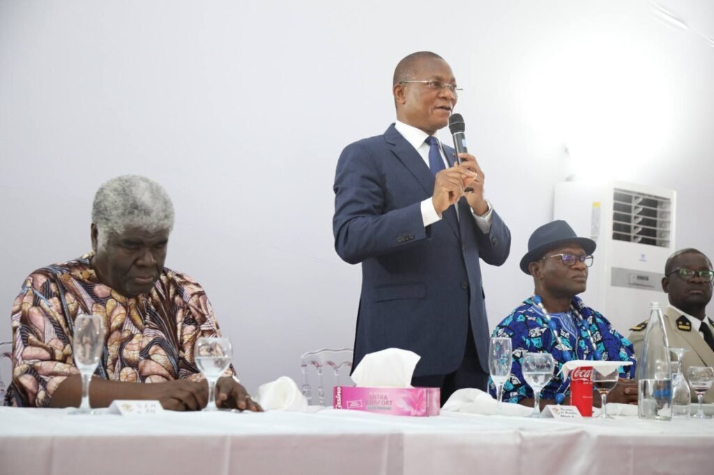 Réforme foncière en Côte d'Ivoire : Un délai de 3 mois accordé pour les détenteurs d'attestation villageoise 2 photo Dejeuner