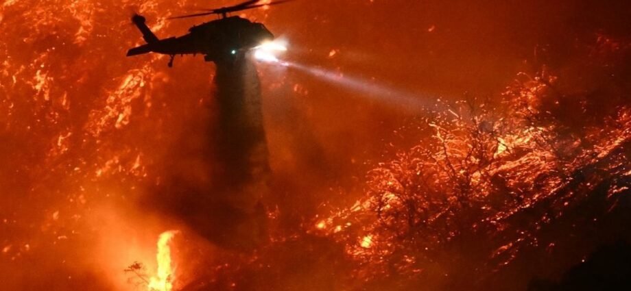 Face aux flammes en Californie et aux inondations en Afrique de 2024 : une réponse mondiale au défi climatique est plus qu’une urgence en 2025 1 photo feux 3