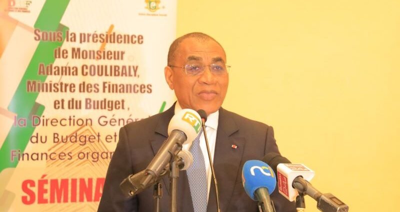 Direction Générale du Budget et des Finances : Adama Coulibaly salue plusieurs avancées enregistrées au cours de la gestion 2024 1 Adama BON OK 1 1