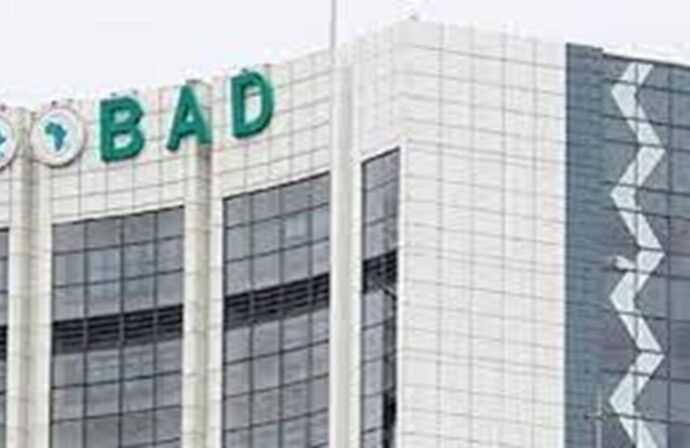 Cinq candidats en lice pour la présidence de la BAD 2 TOF BAD