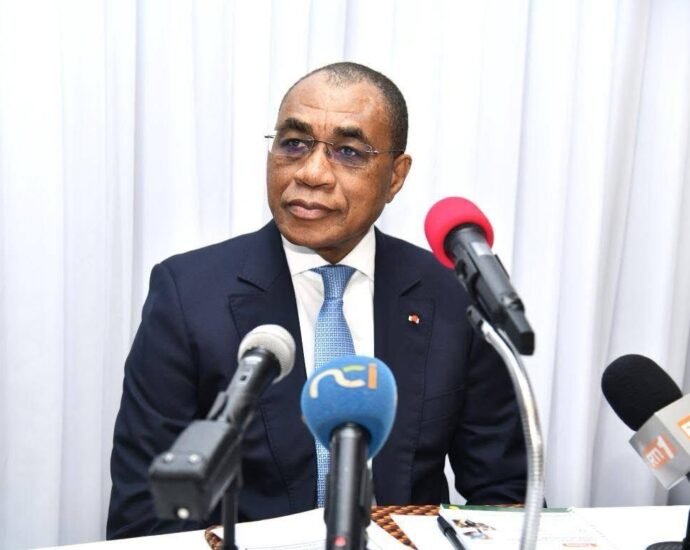 Séminaire-bilan 2024 de la direction Générale des Marchés Publics (DGMP) : Vers une transparence accrue et un soutien renforcé aux PME 6 photo Dgamp 1