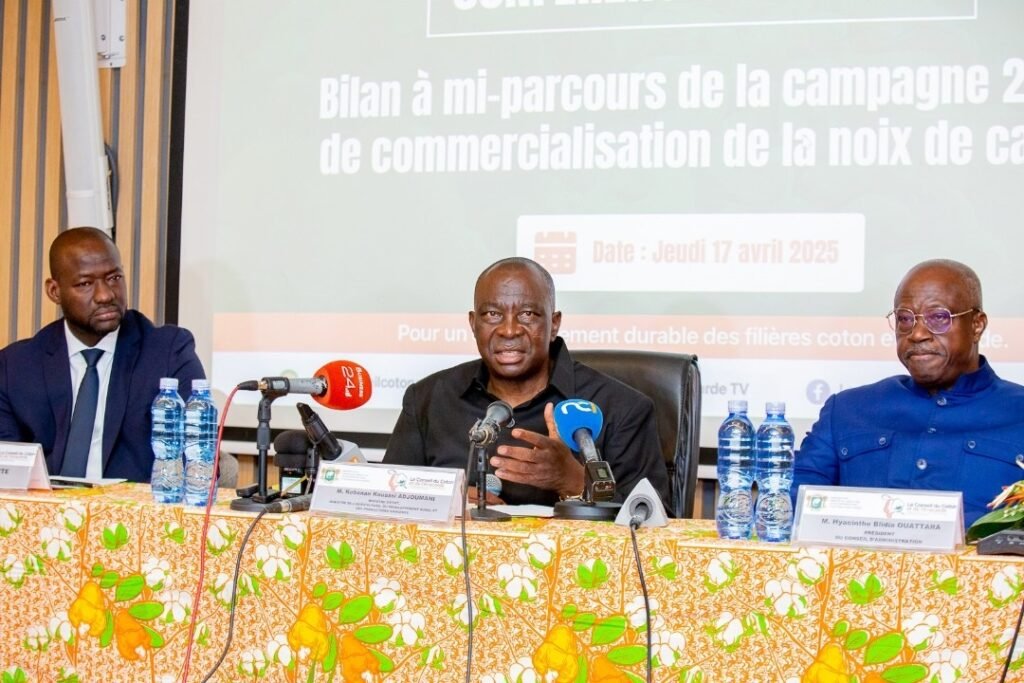 Bilan à mi‑parcours de la campagne 2025 de commercialisation de la noix de cajou : 900 000 tonnes vendues 2 photo Adjoumani 3