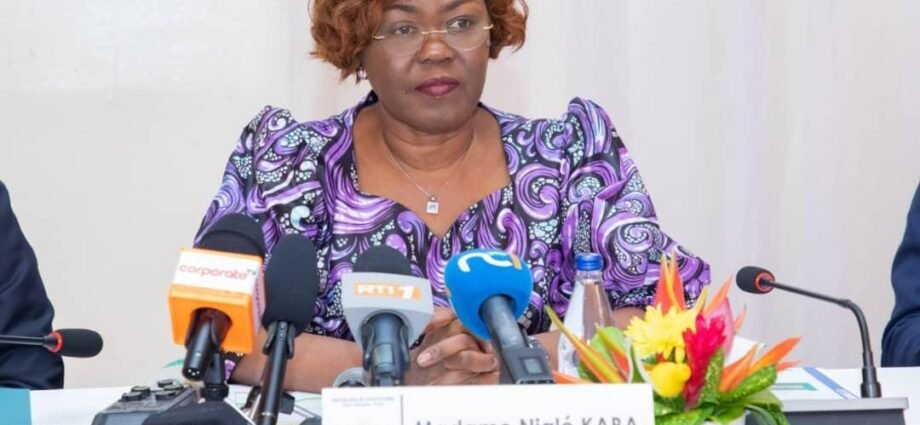 Développement du secteur privé en Côte d’Ivoire : La ministre Nialé Kaba préside un atelier de haut niveau à Abidjan 1 photo ministre