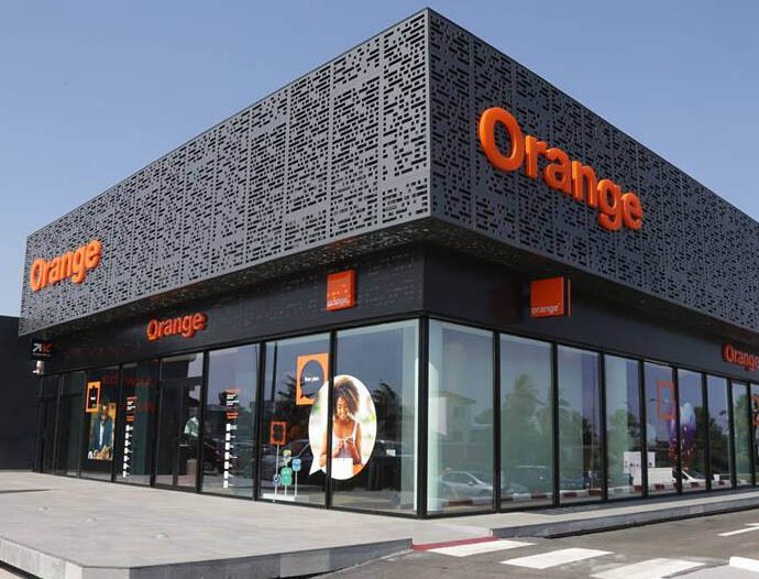 Orange Côte d’Ivoire en tête des contributeurs fiscaux : un pilier du développement national 5 TOF ORANGE 2
