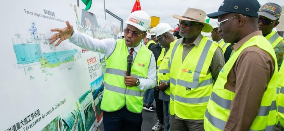 Barrage de Gribo-Popoli : Sangafowa-Coulibaly satisfait des travaux 1 TOF SANGAFOWA