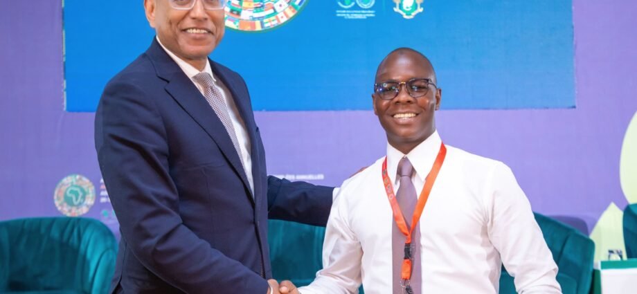 Assemblées annuelles de BAD 2025: Koné Kparagninin Idriss plaide pour une croissance inclusive ancrée dans la responsabilité sociale 1 photo Etrako 1