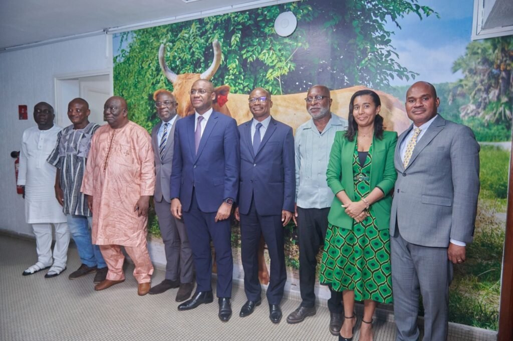 Tabaski 2025 : le ministre Sidi Tiémoko Touré rassure sur l’approvisionnement en bétail 2 photo Sidi 2