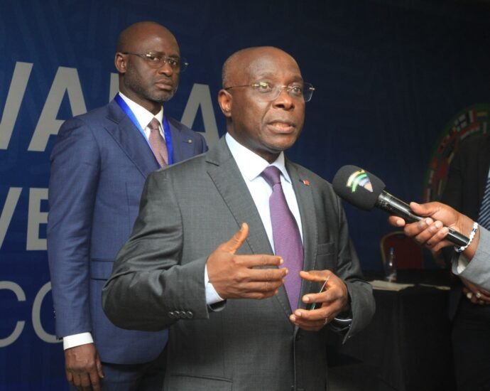 Assemblée annuelle de la BAD à Abidjan : Le ministre Bouaké Fofana met en avant l’impact de la facilité africaine de l’eau 7 photo eau 1