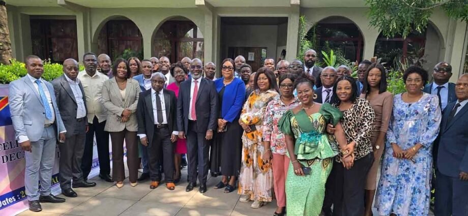 https://www.abidjaneconomie.net/2025/06/13/zambie-la-banque-africaine-de-developpement-pose-la-premiere-pierre-de-son-bureau-pays-permanent-a-lusaka/