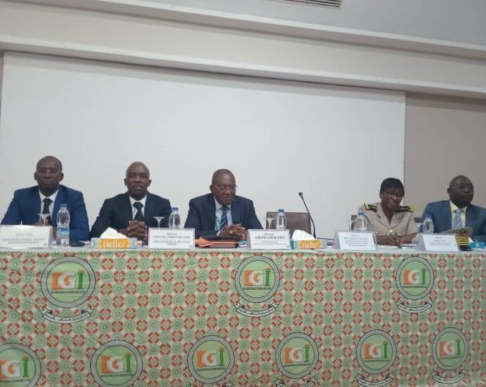 Décentralisation et fiscalité : Grand-Bassam accueille un séminaire stratégique sur l’immatriculation des contribuables 10 photo Dgi 22
