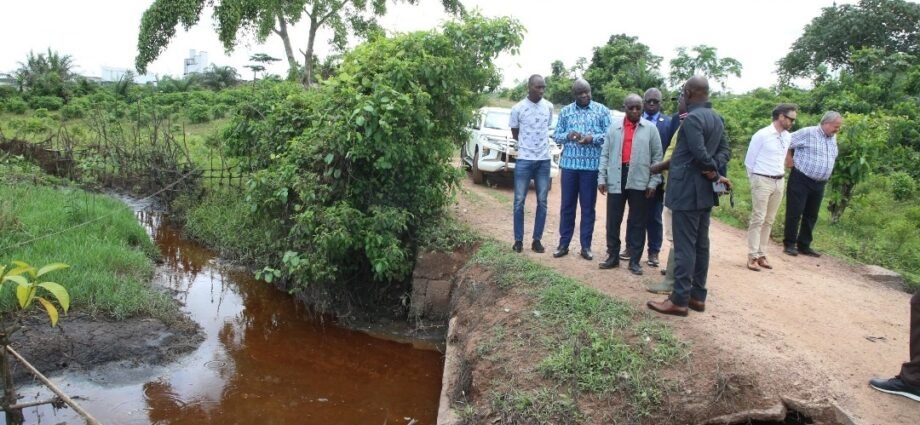 Sécurité et prévention des catastrophes : Bouaké Fofana mobilise des experts pour protéger les populations 1 photo curage 4