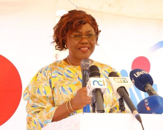 Bouna : des équipements communautaires inaugurés en présence de Nialé Kaba 3 photo Bouna 1
