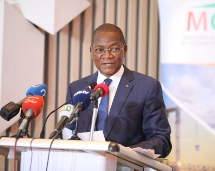 Incendie à Abidjan-Plateau : Le Mclu salue et rassure l’efficacité des services d’intervention 10 photo Mclu 2