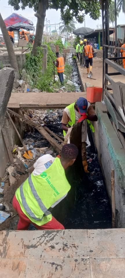 Campagne nationale de curage des caniveaux : pour une Côte d’Ivoire propre et sereine, chaque geste compte 3 photo propriete 1