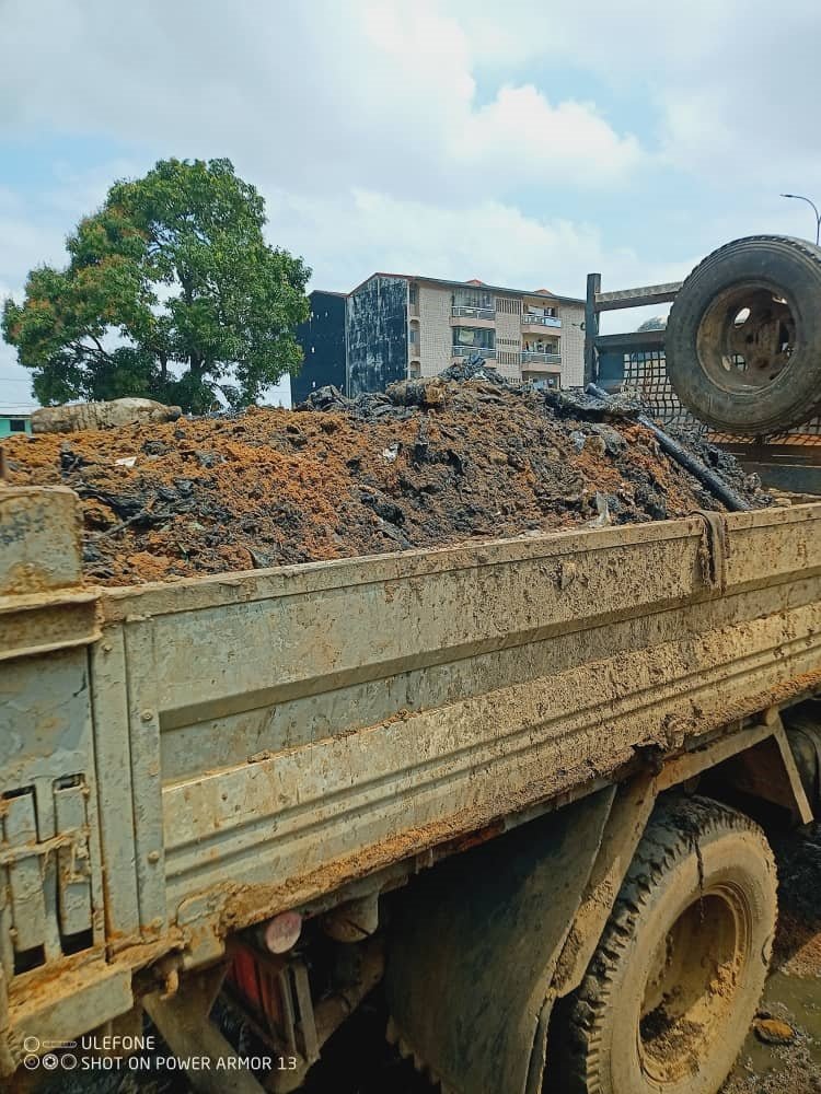 Campagne nationale de curage des caniveaux : pour une Côte d’Ivoire propre et sereine, chaque geste compte 4 photo propriete 3