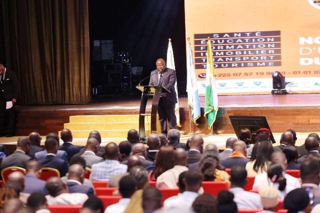 FID2A : Cissé Ibrahima Bacongo Appelle à l'Action ! 8 Le FID2A est le Forum d'Investissement du District Autonome d'Abidjan