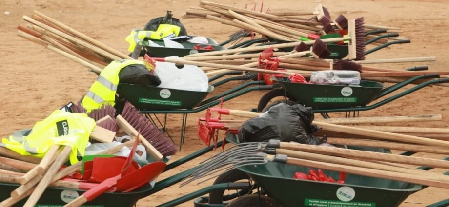Propreté et santé publique : Anyama se mobilise contre l’insalubrité avec l’installation des CLASH 1 photo Anyama 2