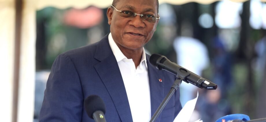 Caravane de l’ADU à Man : Bruno Koné aux populations : « Les réformes foncières ne sont pas contre vous, mais pour votre avenir » 1 photo Bruno Kone 1