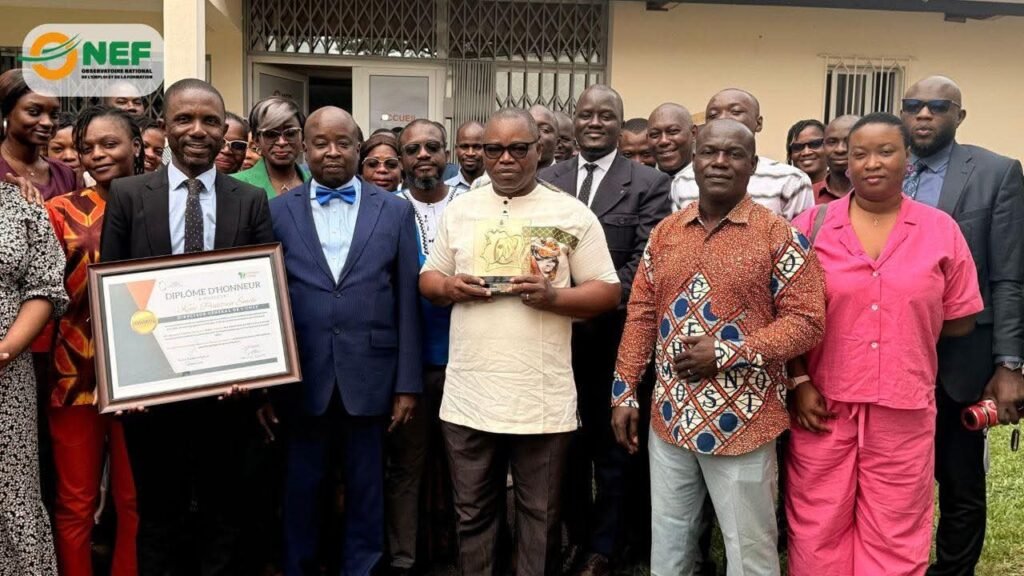 Yamoussoukro : Une vingtaine de figures exemplaires de la gouvernance célébrées lors d’une soirée de gala 3 photo bonne gouvernance 2