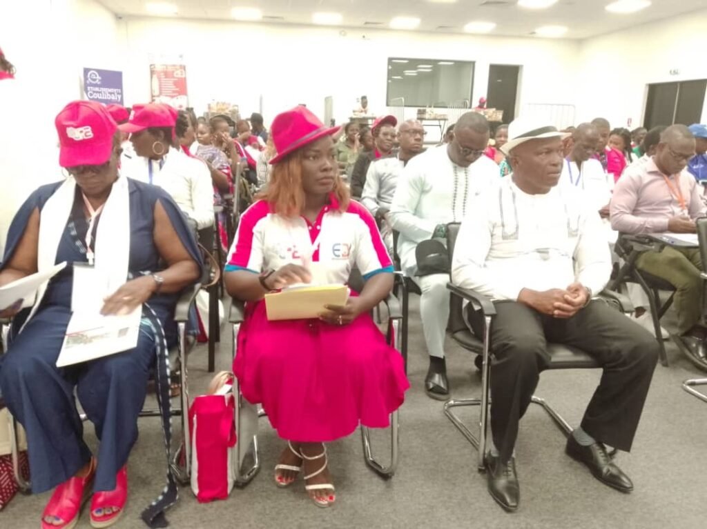 Yamoussoukro/ Clôture des journées de la promotion de l'entrepreneuriat : Les entrepreneurs prennent des engagements... 3 photo cloture 3