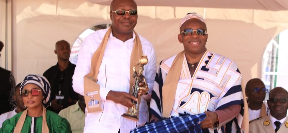 Développement touristique à Man : Le ministre Siandou Fofana dévoile une stratégie ambitieuse de développement 1 photo Man 1