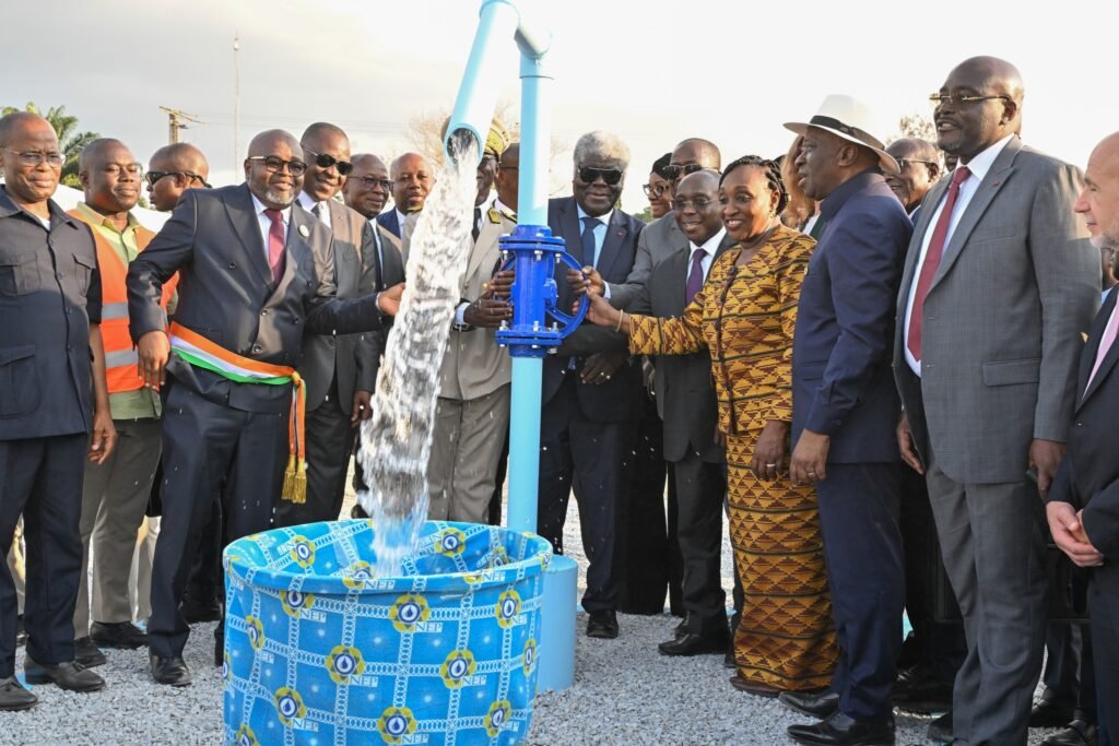 Eau potable : Le Premier ministre inaugure un château d’eau moderne à Toumodi 3 photo Toumodi 44