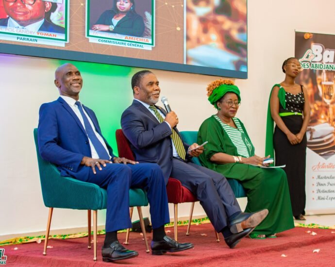 3ᵉ édition du Bal des Abidjanaises : le leadership féminin se construit par la solidarité 7 photo feminin 1