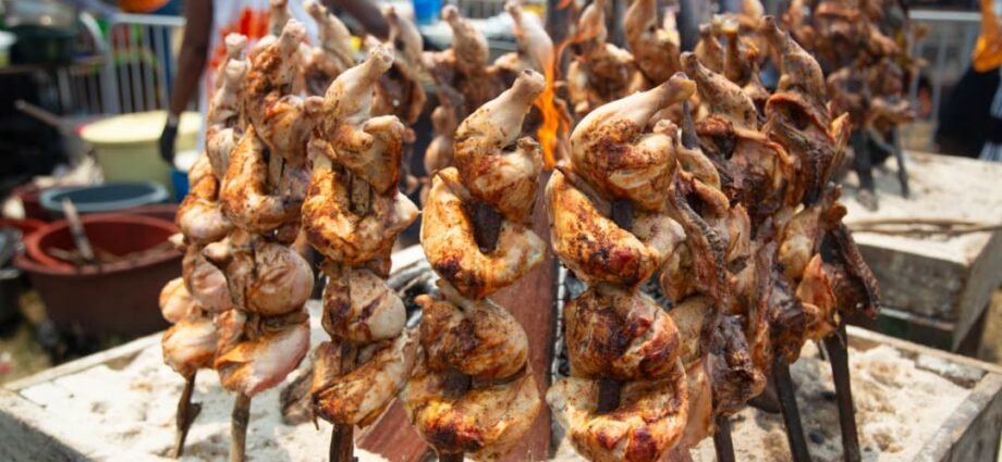 Festival des grillades 2025 : Abidjan succombe encore aux saveurs de la braise 1 photo grillade 4