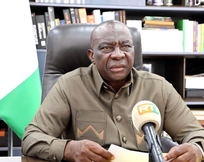 photo ministre Adjoumani