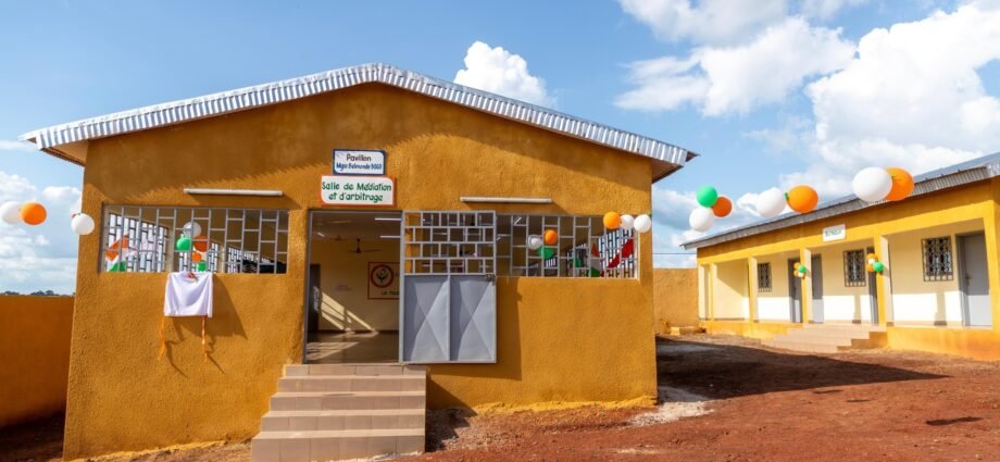 Inauguration de la maison des chefs de Vavoua : un pas historique vers la médiation et la cohésion sociale 1 photo maison des chefs 5