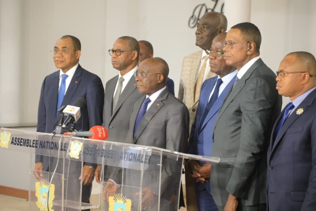 Budget 2026 : Le ministère Bouaké Fofana obtient 502,893 milliards FCFA pour ses projets 4 photo Bouake Fofana 3