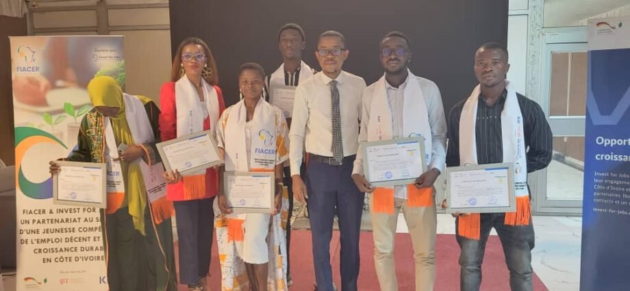 Côte d’Ivoire : Le projet PVIRHV-60 forme et insère une nouvelle génération d’acteurs de la transition verte 1 TOF FIACER 1