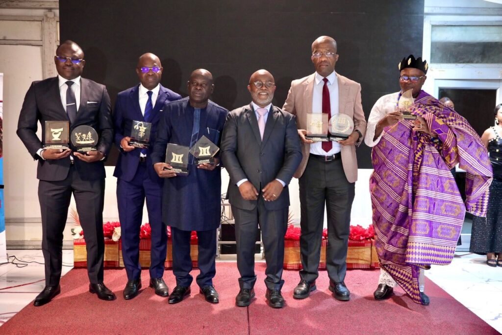 Distinction : Bernard Gnenye Adou doublement primé aux Awards de l’Économie 3 photo Ocpv 2