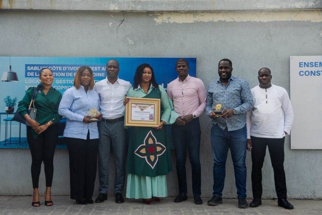 Awards de l’Économie 2025 : Sablux Côte d'Ivoire distinguée pour son leadership et son impact en Côte d’Ivoire 8 photo Sablux 2