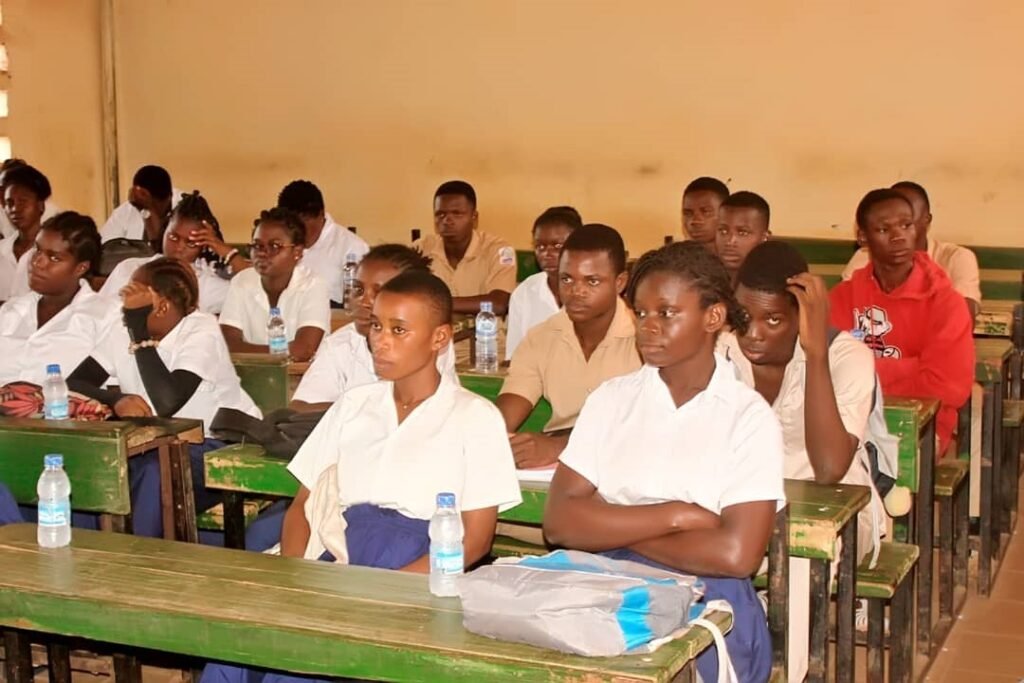 Enseignement supérieur : Le Groupe Otro Vignon Mathieu Sup ouvre ses portes et lance « l’école de la deuxième chance » 3 photo ecole 2