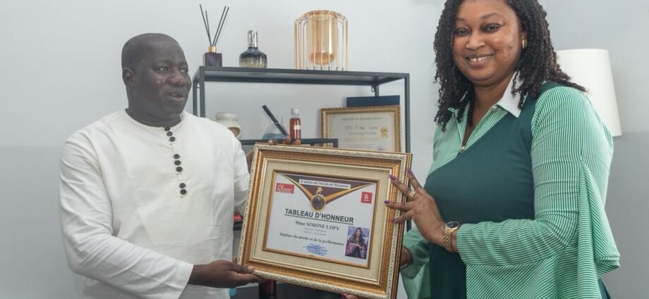 Awards de l’Économie 2025 : Sablux Côte d'Ivoire distinguée pour son leadership et son impact en Côte d’Ivoire 1 photo sablux 5