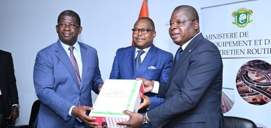 Infrastructures routières : Amedé Koffi Kouakou quitte le ministère avec un bilan jugé positif 1 AMEDE OK