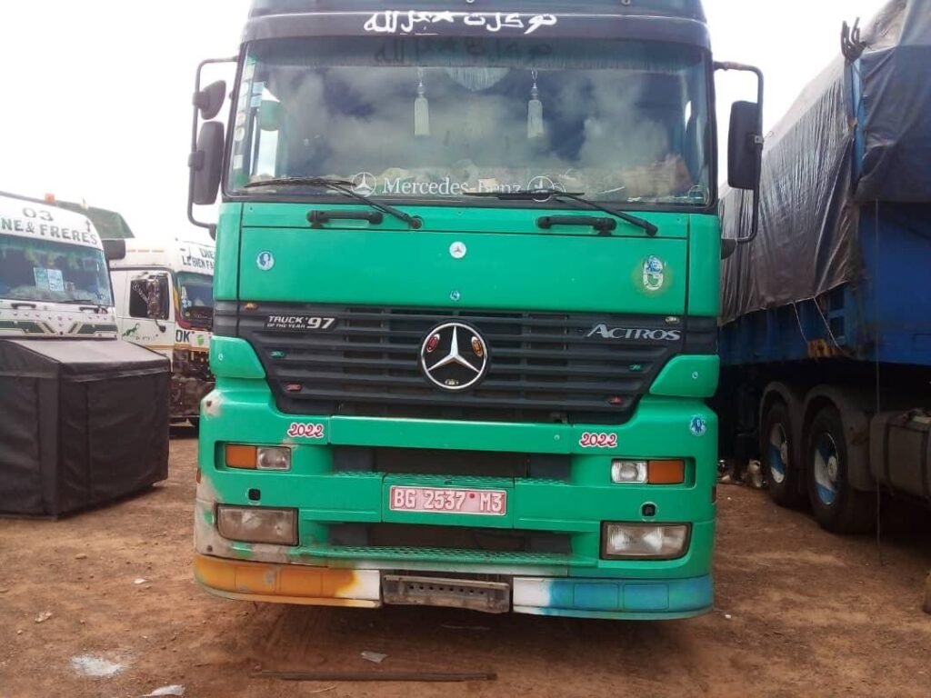 Incivisme routier : des conducteurs de gros camions causent d’accidents mortels sur la N3 et la N10 1 photo circulation 5