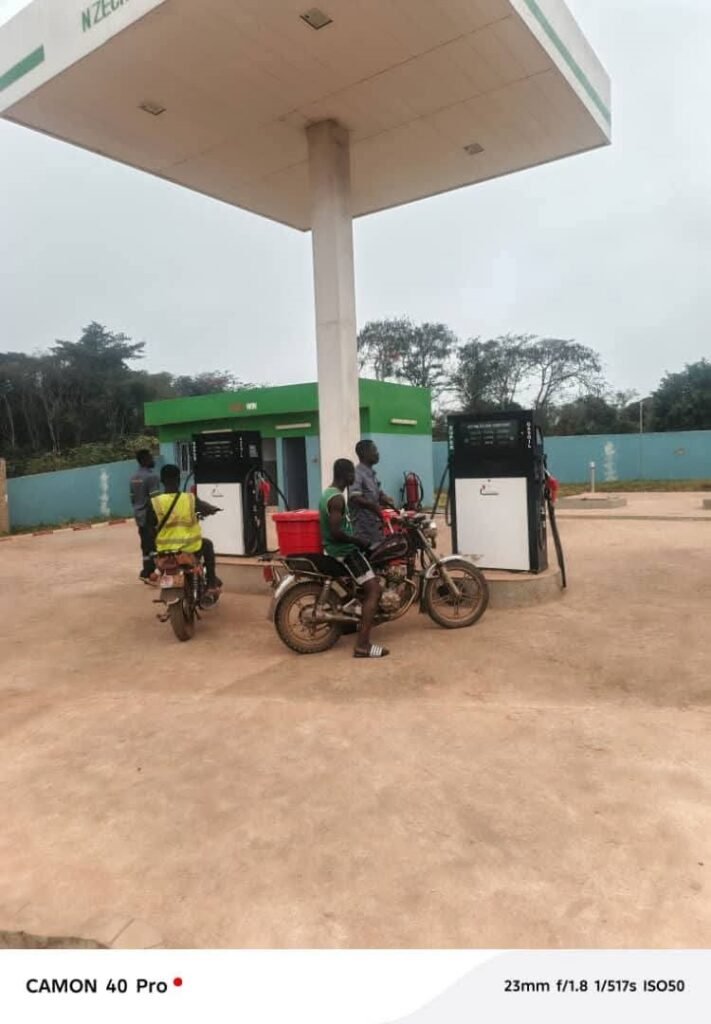 Hydrocarbure : Une nouvelle station-service ouvre ses portes à N’Zecrezessou 2 photo stqtion 3 1