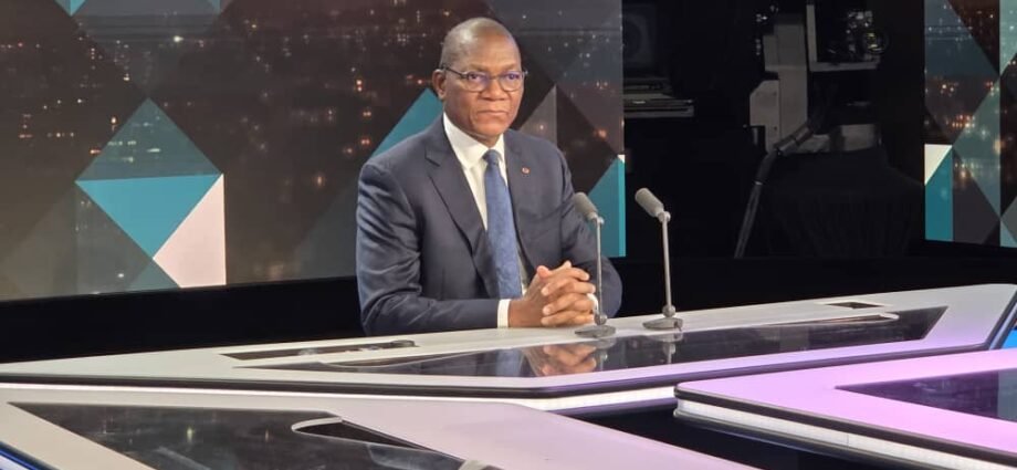 Crise du cacao / Bruno Koné : Le gouvernement travaille à des solutions à court, moyen et long terme afin de renforcer la résilience du secteur 1 BNK 1