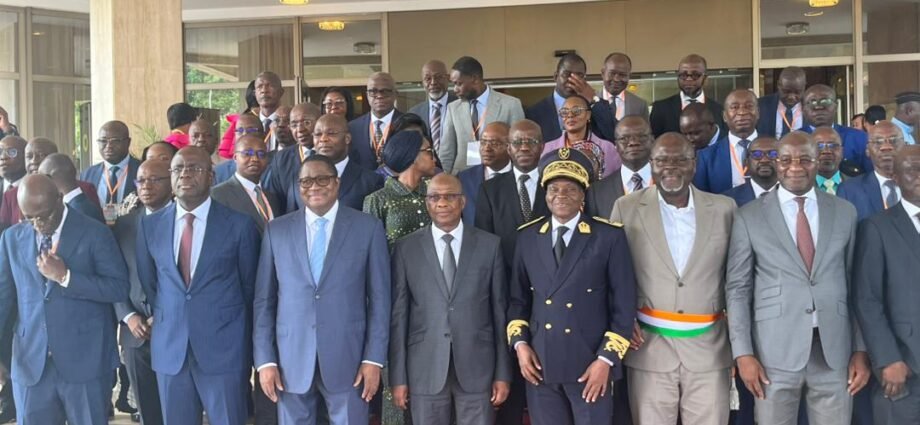 Budget et Finances : La DGBF ambitionne de consolider la discipline budgétaire et préserver un déficit public limité à 3 % du PIB 1 DGBF