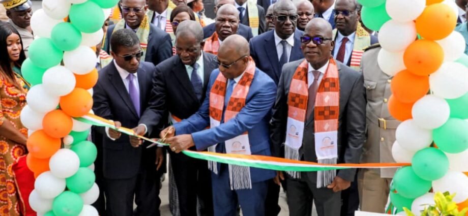 Amélioration de la qualité des services financiers: l'ACCD modernisée et agrandie de Bouaké inaugurée 1 IMG 20260207 WA0013