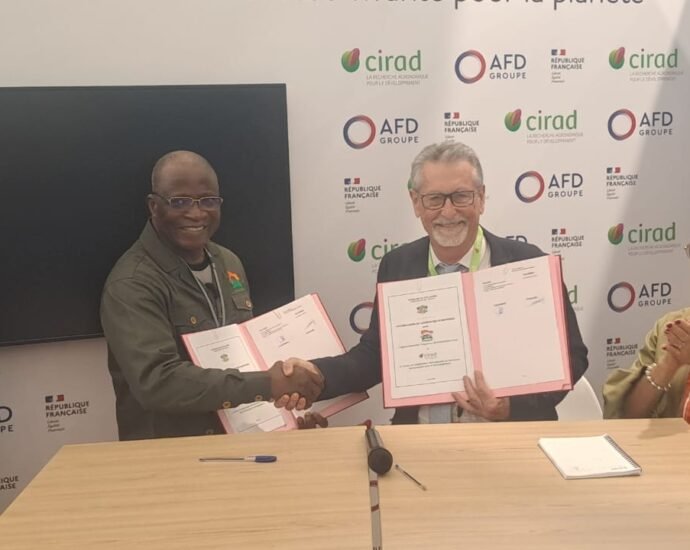 Salon International de l’Agriculture : L’ANADER et le CIRAD renforcent leur partenariat 7 TOF ANADER