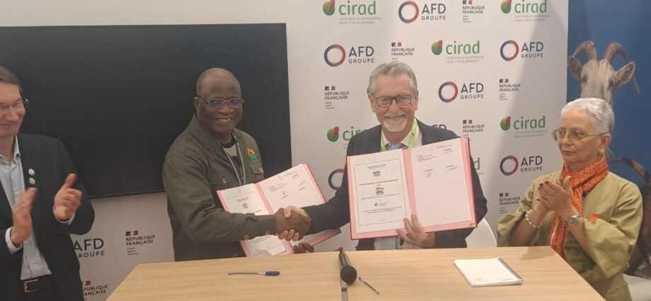 Salon International de l’Agriculture : L’ANADER et le CIRAD renforcent leur partenariat 1 TOF ANADER