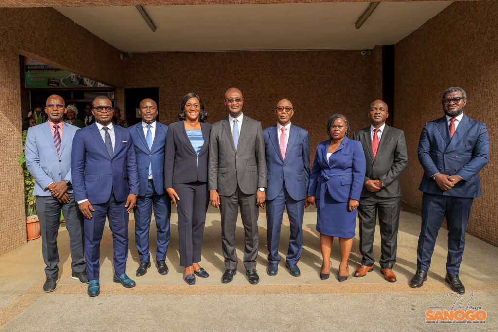 Tournée de proximité: le ministre Moussa Sanogo sur le terrain pour une urbanisation plus transparente 5 photo Agef 2