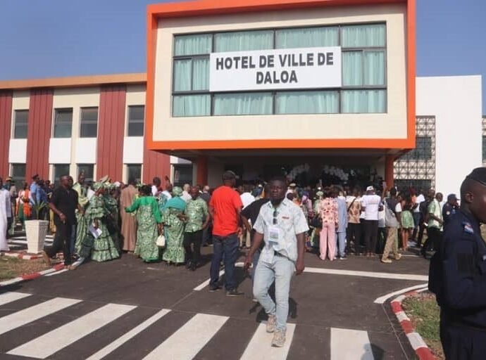 Daloa : le nouvel hôtel de ville officiellement mis en service 2 photo hotel de ville