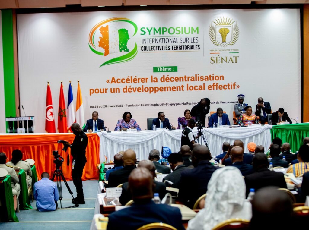 Décentralisation en Côte d’Ivoire : Bruno Koné plaide pour des collectivités territoriales plus performantes 4 photo Kone 4