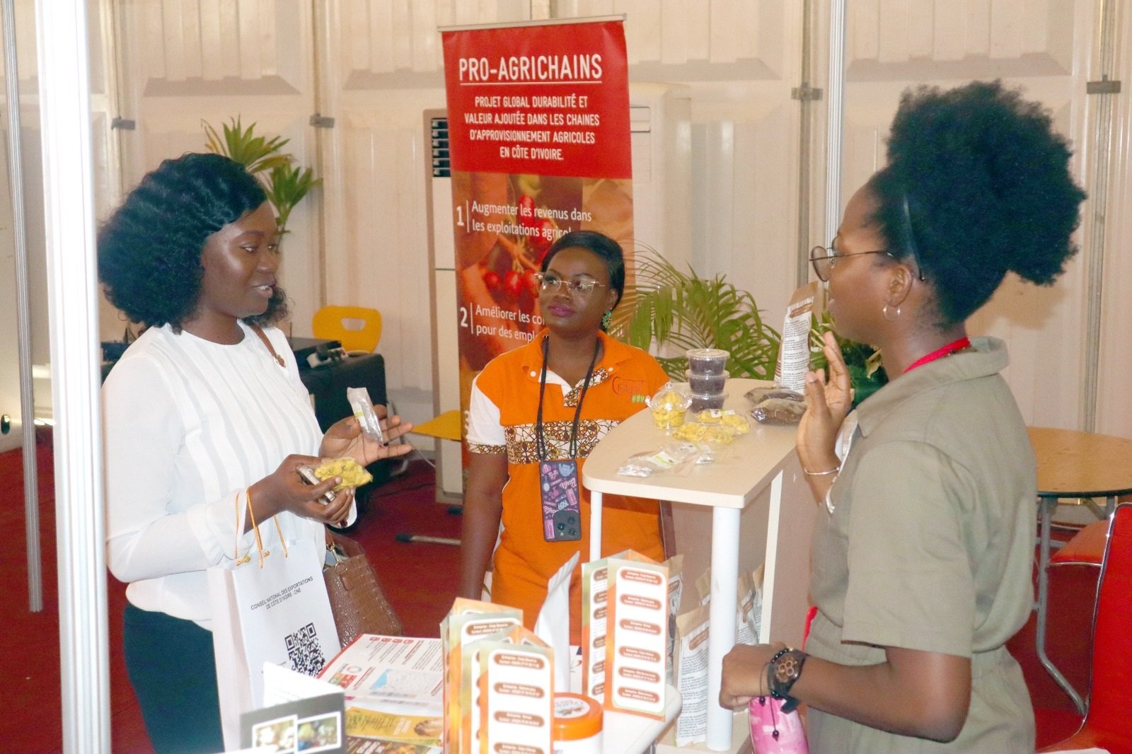 Lancement des activités des AVEC de CAYAT : les femmes rurales au cœur du développement 20 photo piment 7