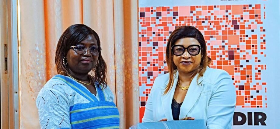 Banque Atlantique Burkina Faso renforce l’équipement de la DGCOB avec un don de matériel informatique 1 ATLANTIQUE