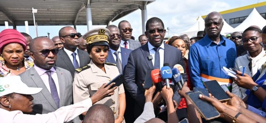 Hien Sié met en service le péage de Mondoukou 1 TOF HIEN SIE BON